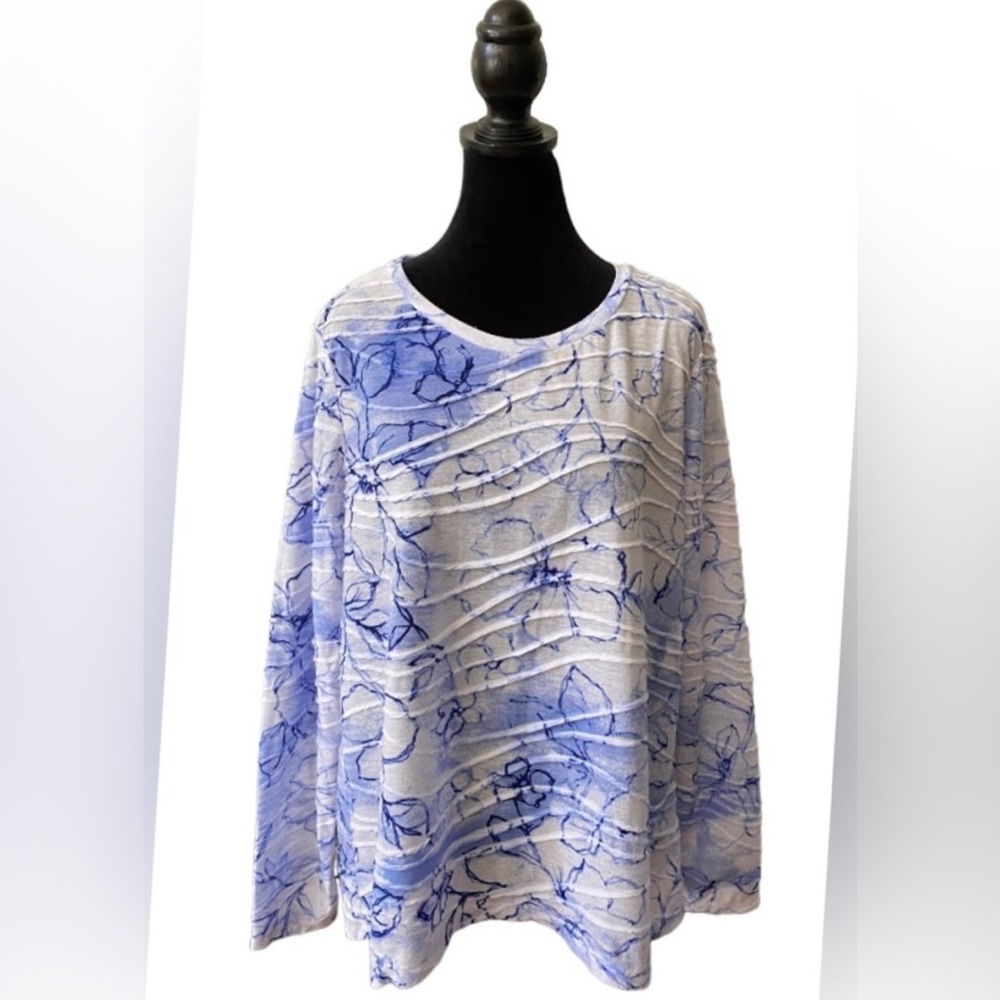 Simply Vera by Vera Wang: Blue and White Sweater Blouse